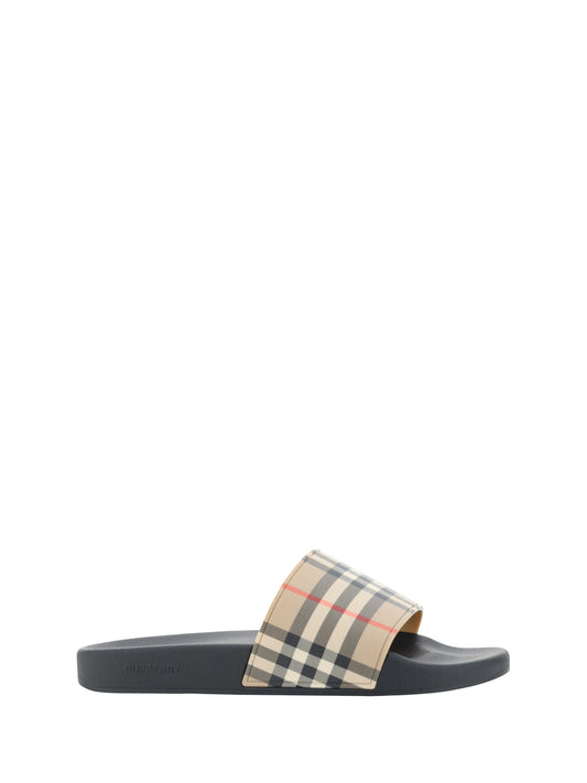 Sandalias de goma marrones
