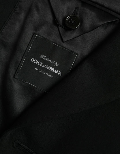 Blazer de lana negra con botonadura sencilla