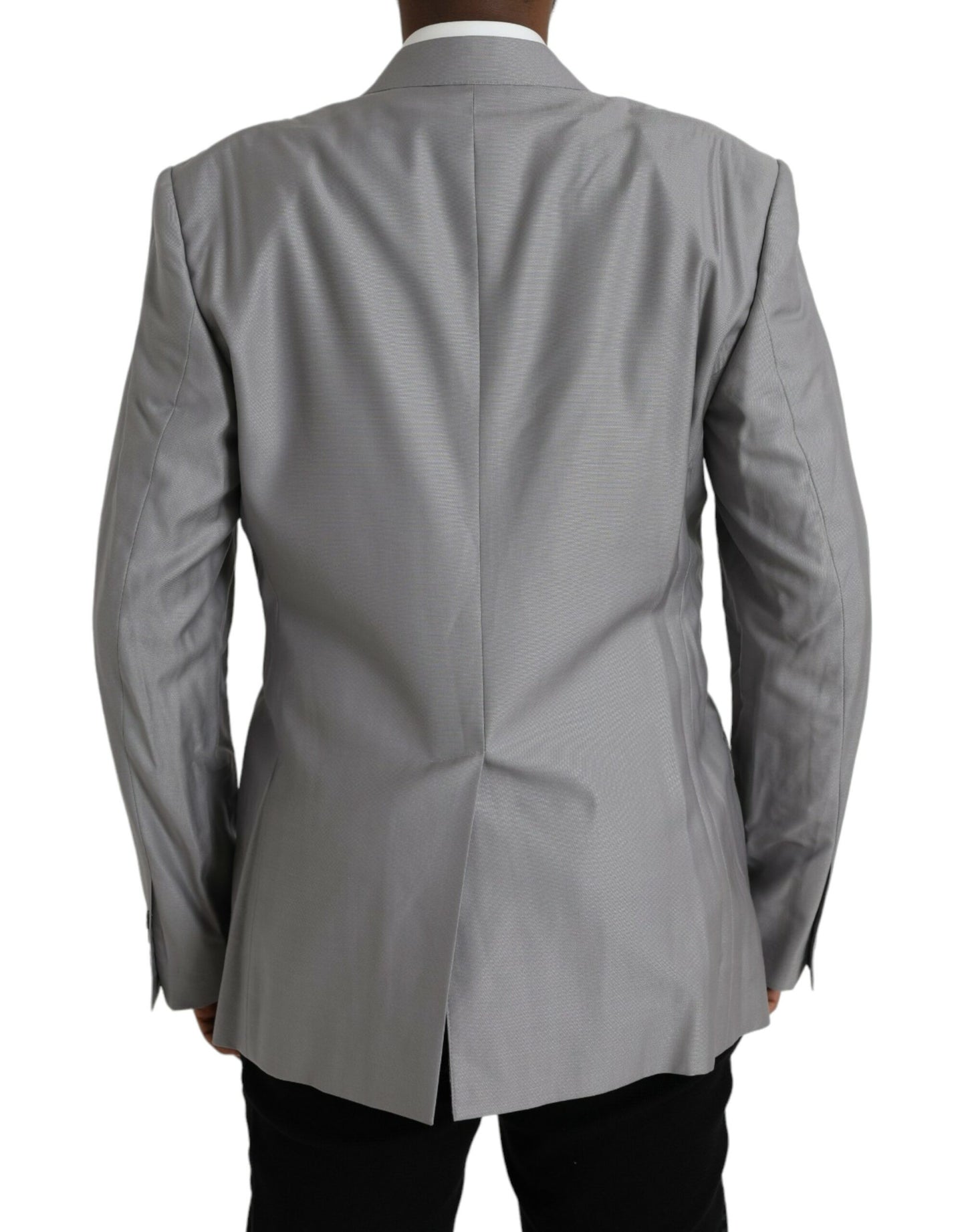 Blazer de lana gris con botonadura sencilla