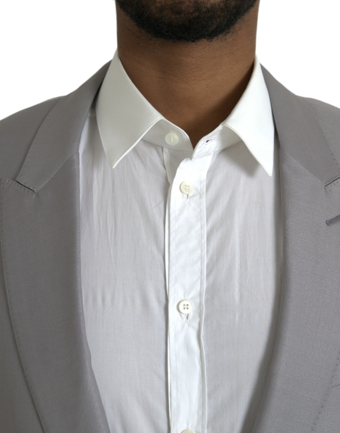 Blazer de lana gris con botonadura sencilla