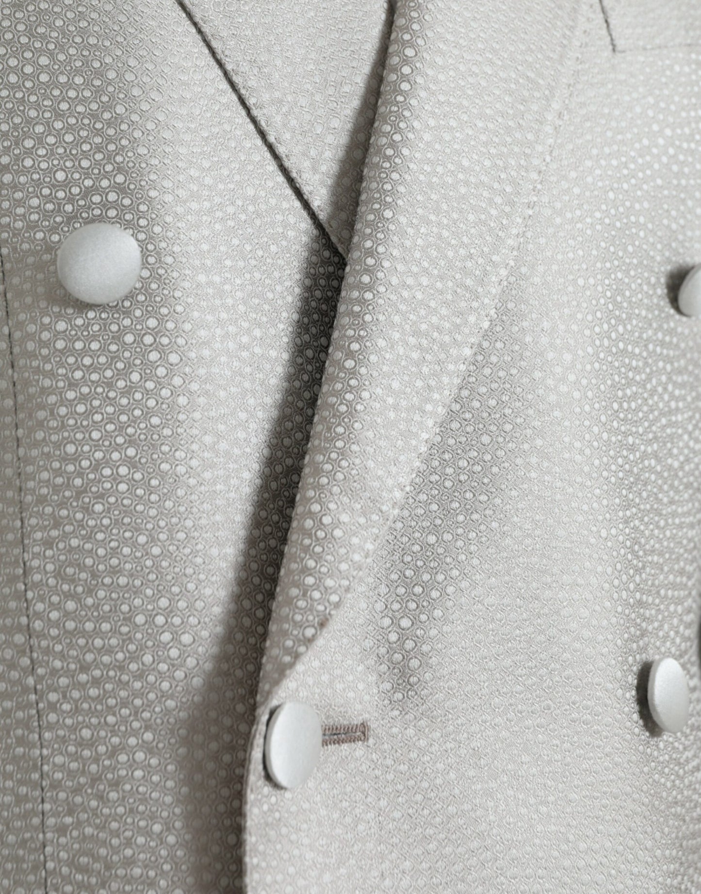 Blazer cruzado MARTINI en color blanco roto