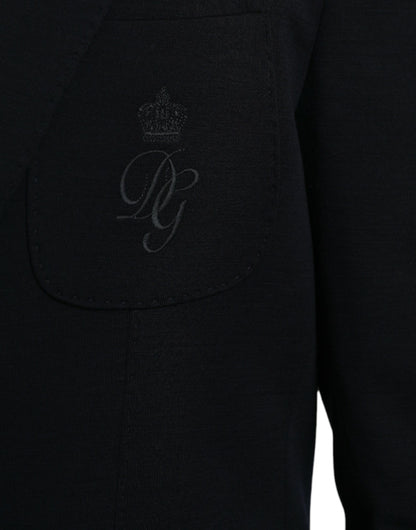 Blazer de lana negra con botonadura sencilla
