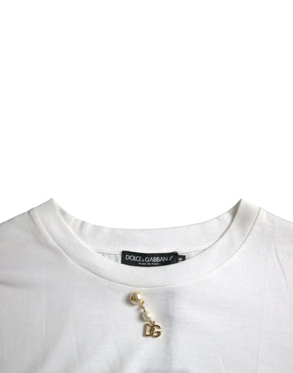 Camiseta blanca de algodón con cuello redondo y adornos