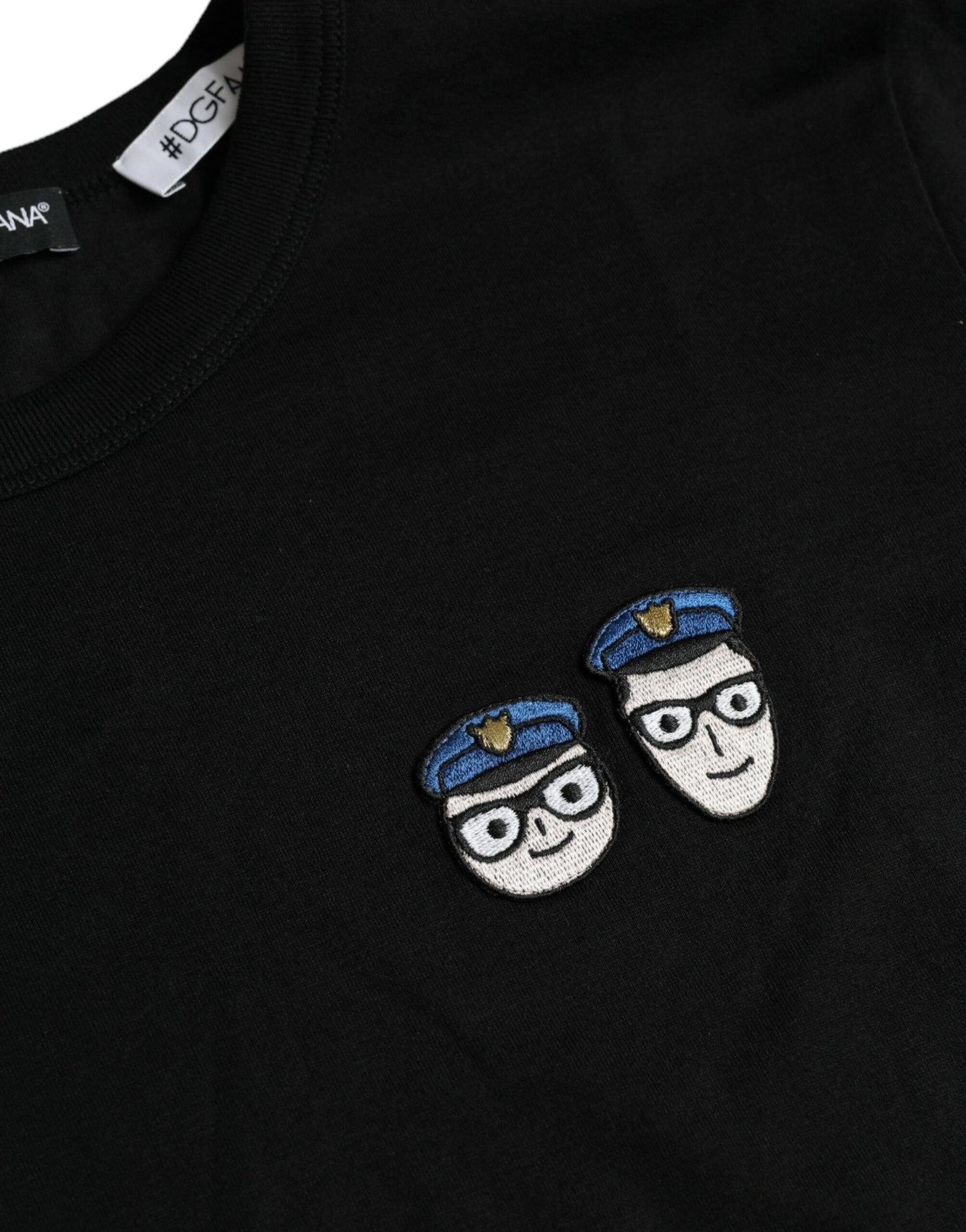 Camiseta negra de algodón con cuello redondo #DGFamily