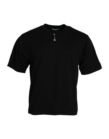 Camiseta negra de algodón con cuello redondo y adornos