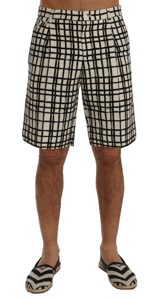 Elegantes pantalones cortos de algodón y lino a rayas