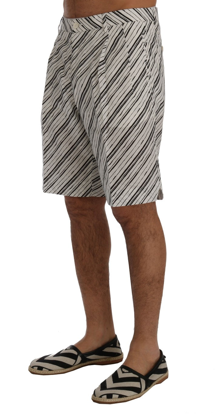 Elegantes pantalones cortos de algodón y lino a rayas