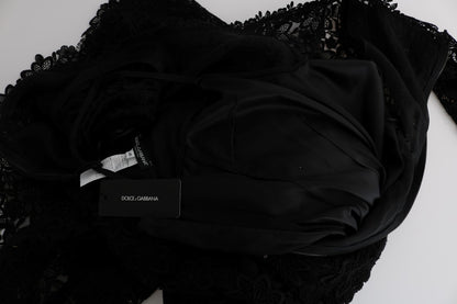 Elegante vestido negro con forro de seda