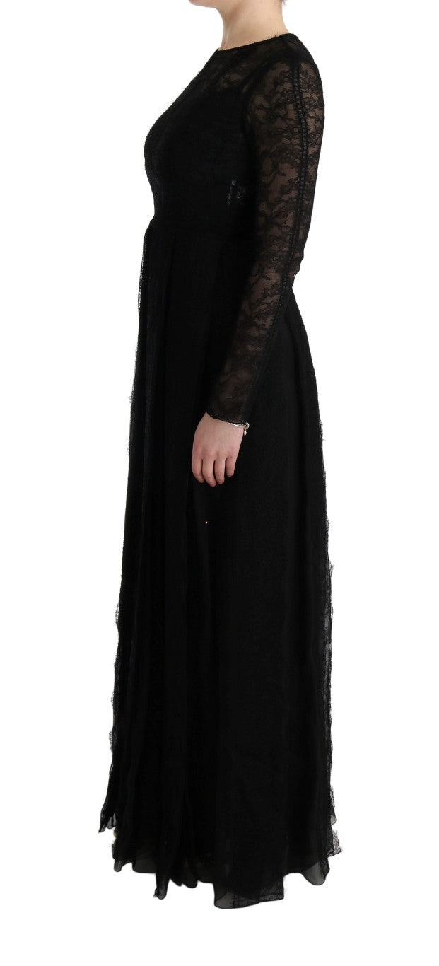 Elegante vestido negro de manga larga