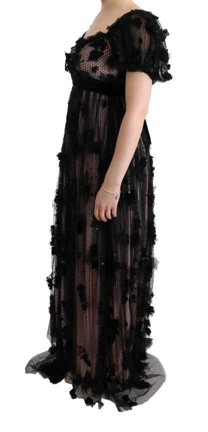 Elegante vestido largo con apliques florales