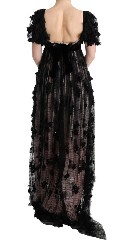 Elegante vestido largo con apliques florales