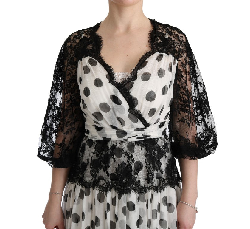 Elegante vestido largo de lunares