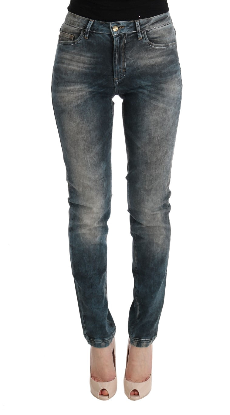 Vaqueros ajustados con lavado azul chic