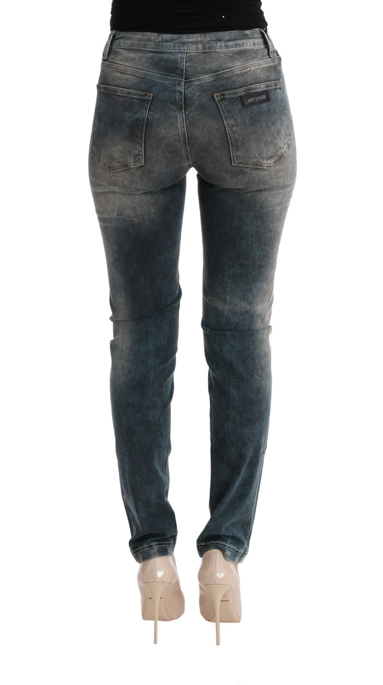Vaqueros ajustados con lavado azul chic