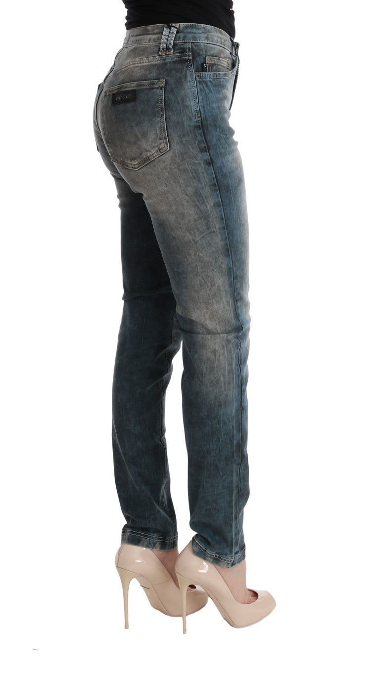 Vaqueros ajustados con lavado azul chic