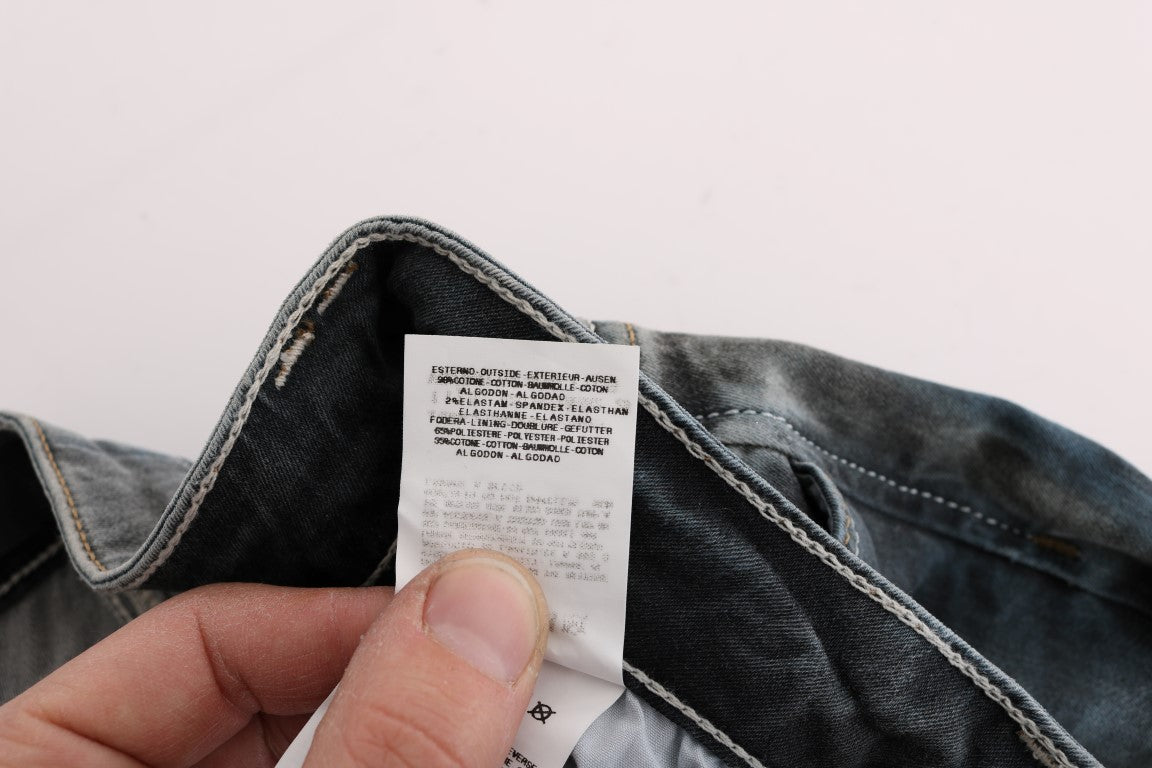Vaqueros ajustados con lavado azul chic