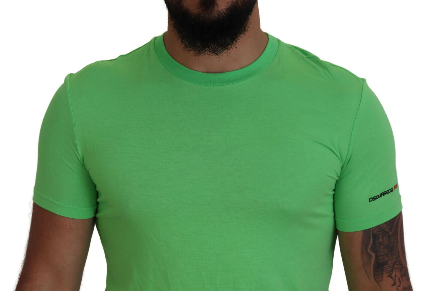 Camiseta de cuello redondo de manga corta de modal verde