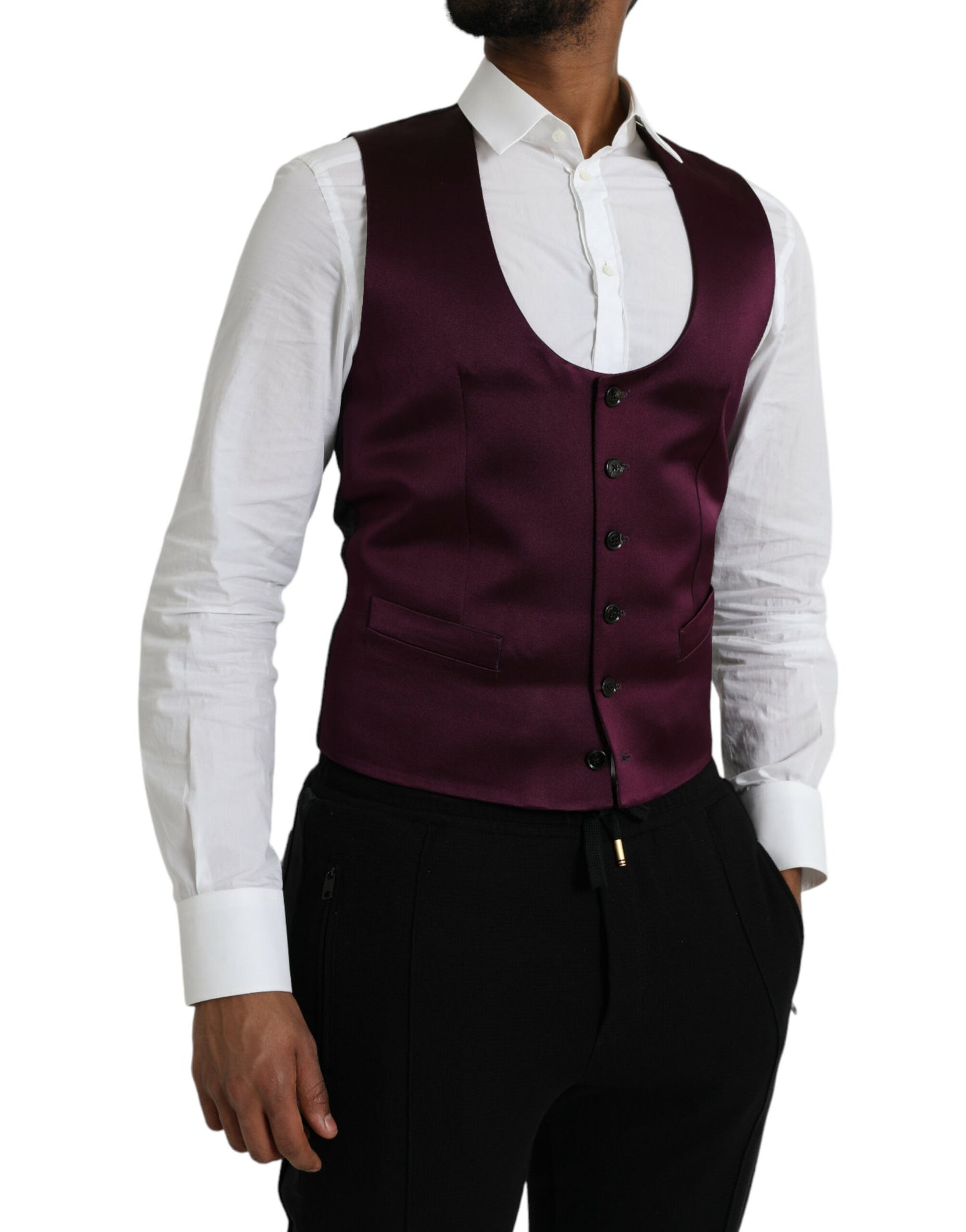 Vestido formal con chaleco de seda satinada color granate