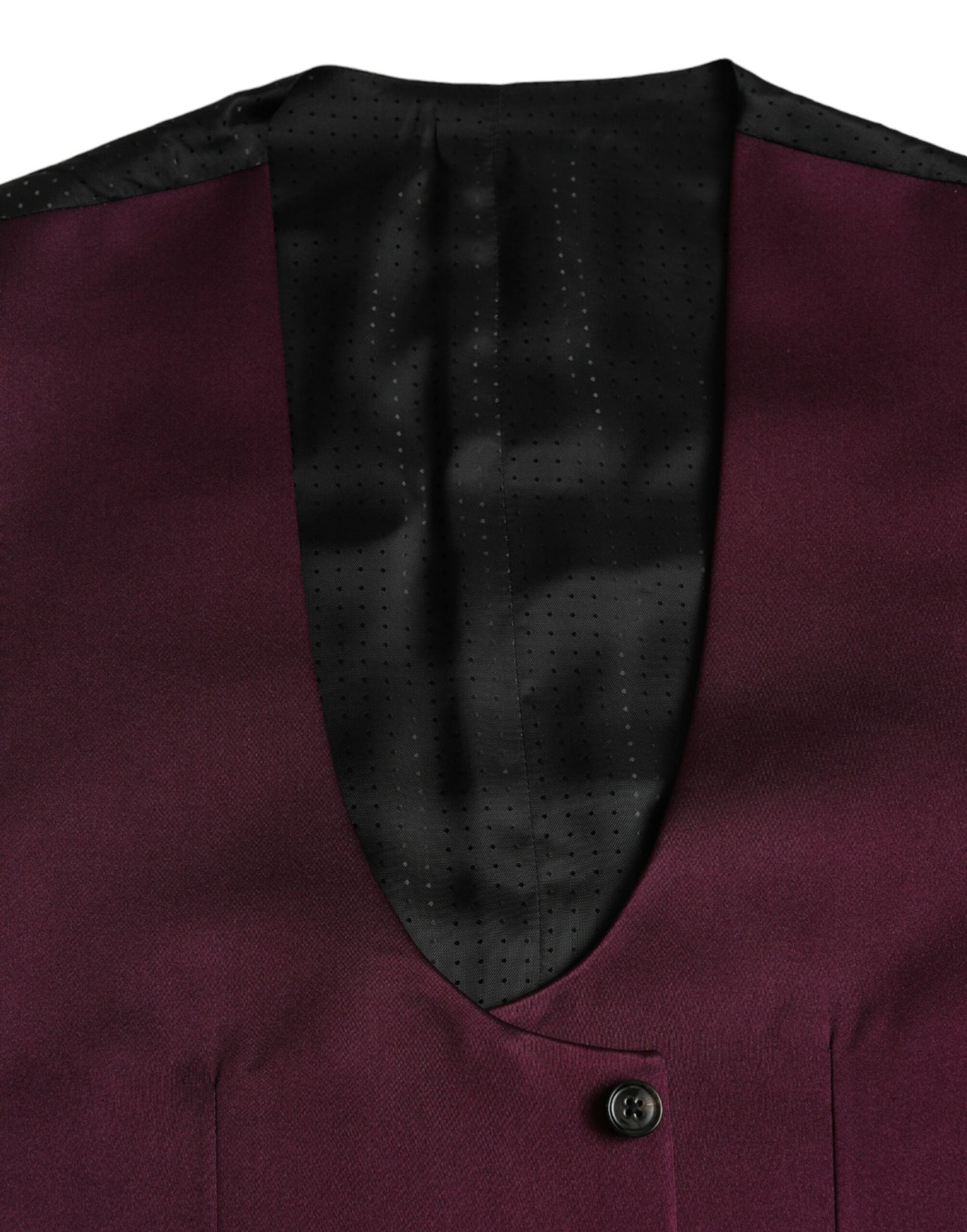 Vestido formal con chaleco de seda satinada color granate