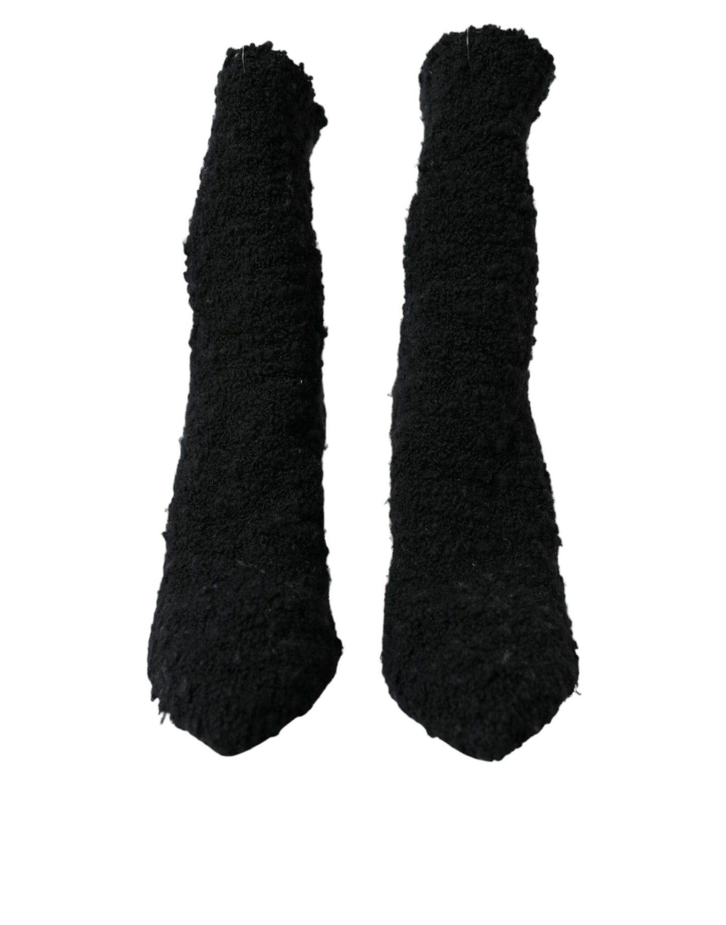 Botas negras de tacón de aguja a media pantorrilla
