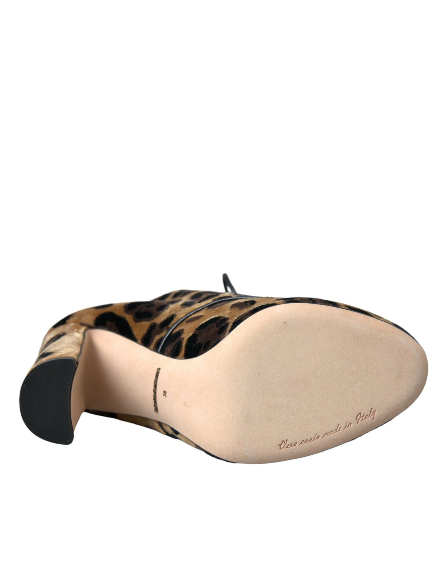 Botines con cordones de pelo de leopardo marrón