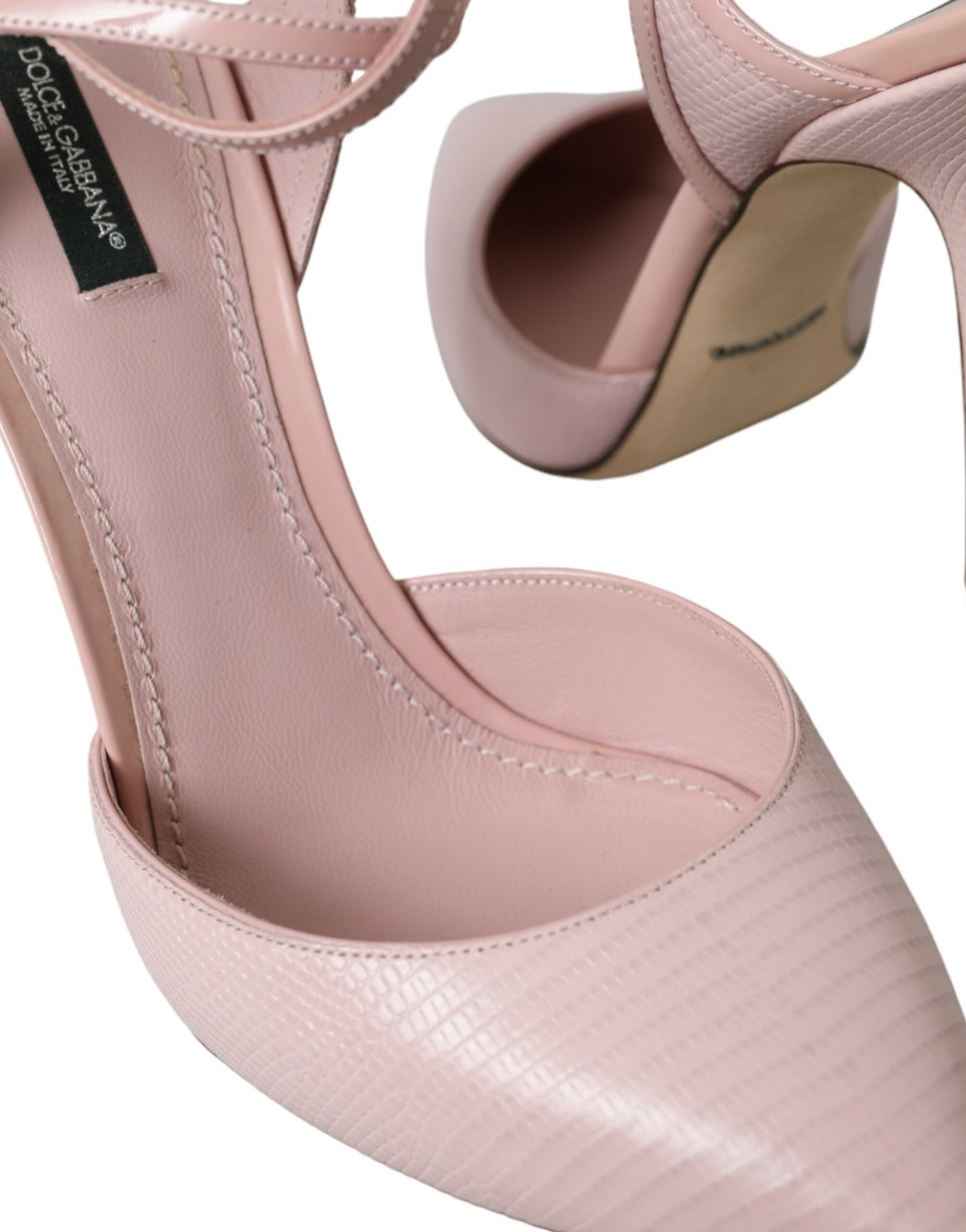 Zapatos de tacón con tiras al tobillo de cuero rosa