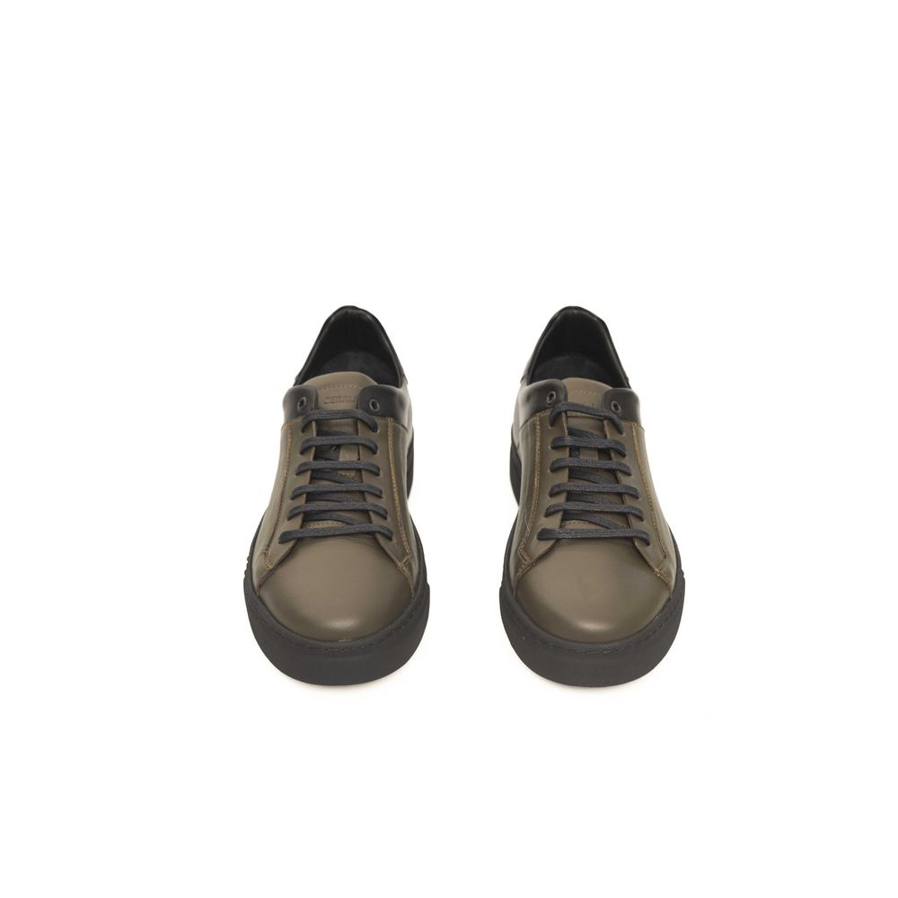 Zapatillas de piel verde para hombre