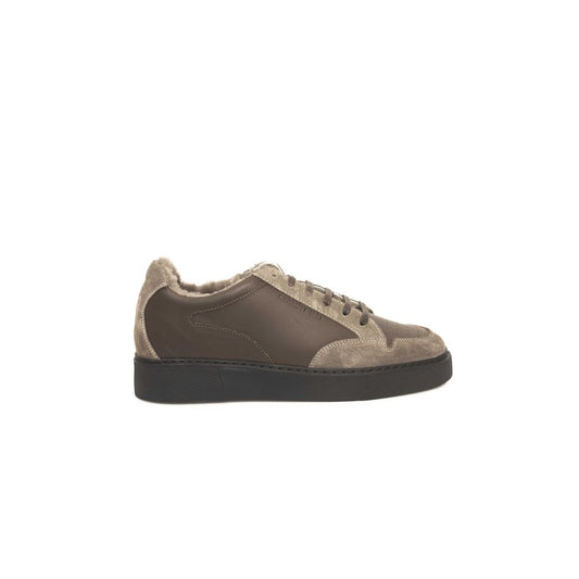 Zapatillas de piel beige para hombre