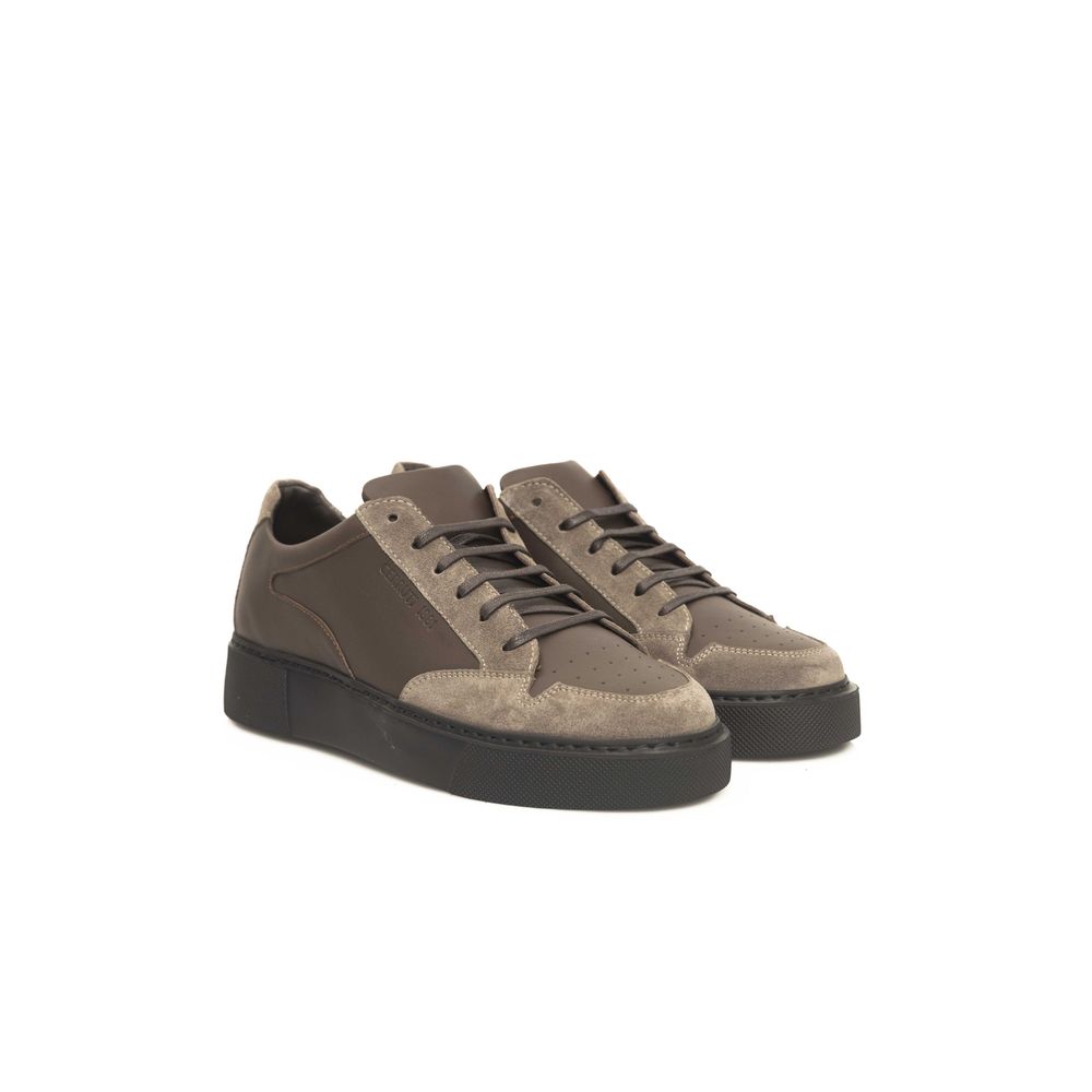 Zapatillas de piel beige para hombre