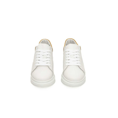 Zapatillas blancas de piel para mujer