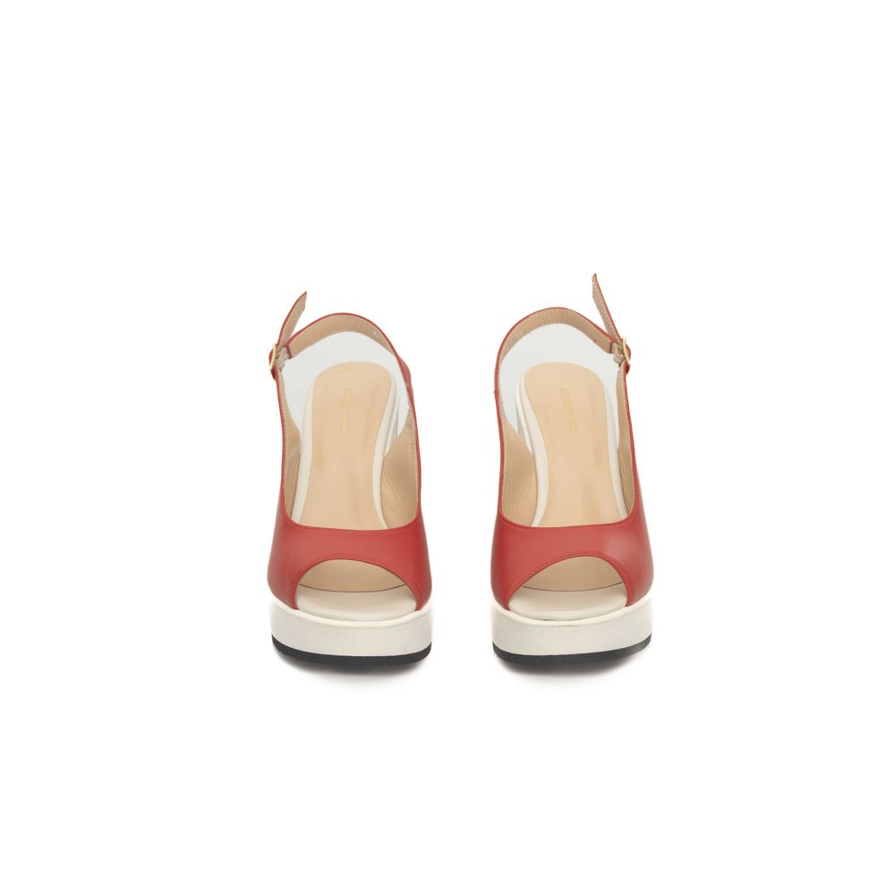 Sandalia de piel roja para mujer