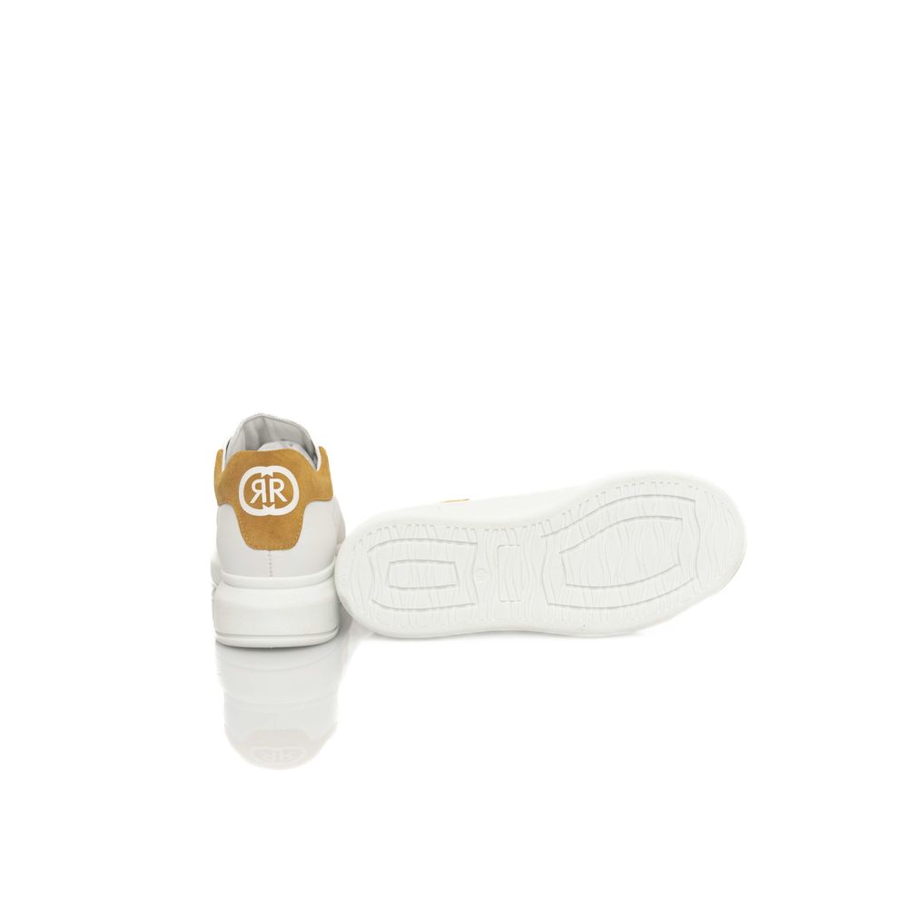 Zapatillas blancas de piel para mujer