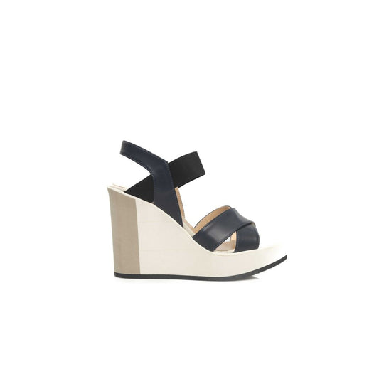Sandalia de piel azul para mujer