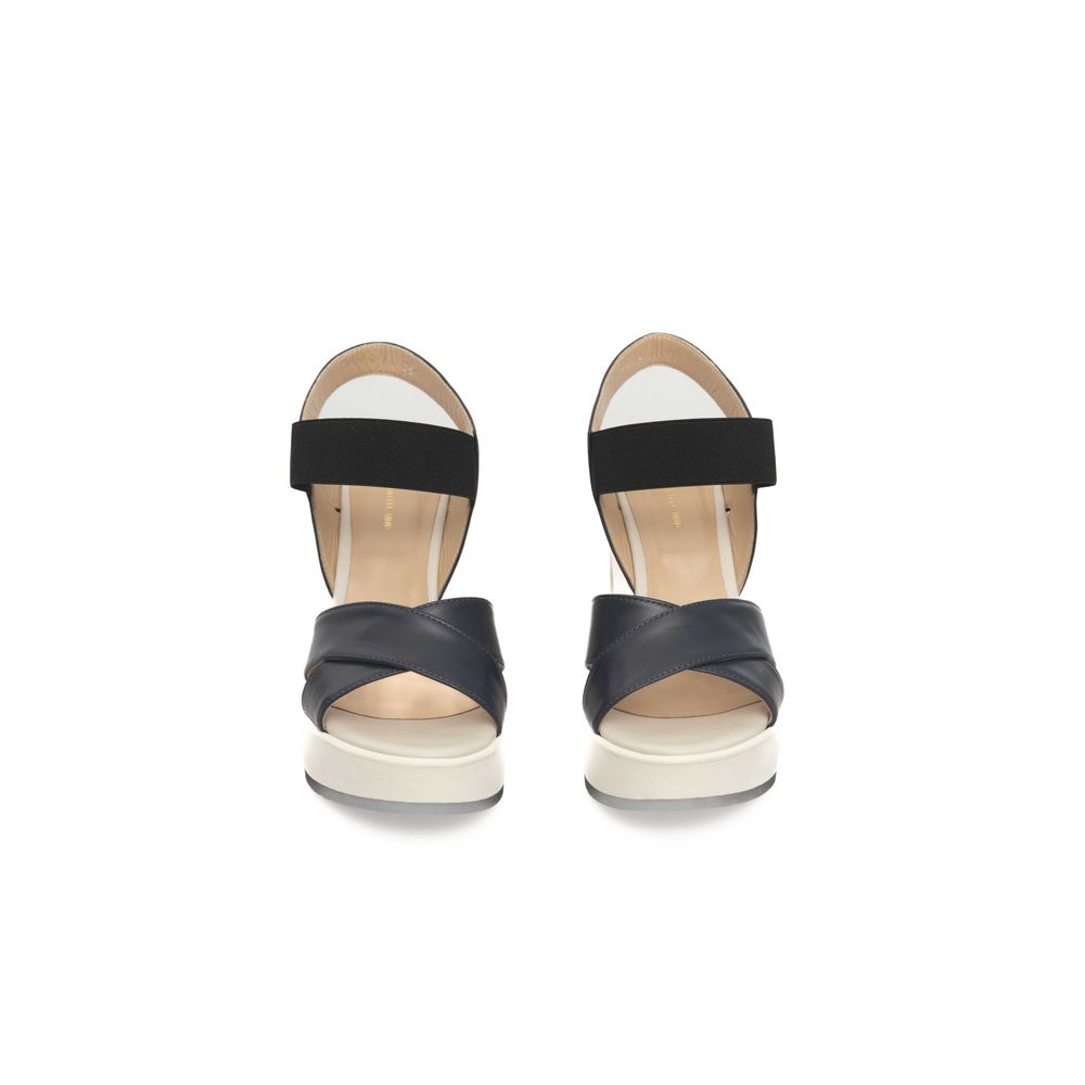 Sandalia de piel azul para mujer