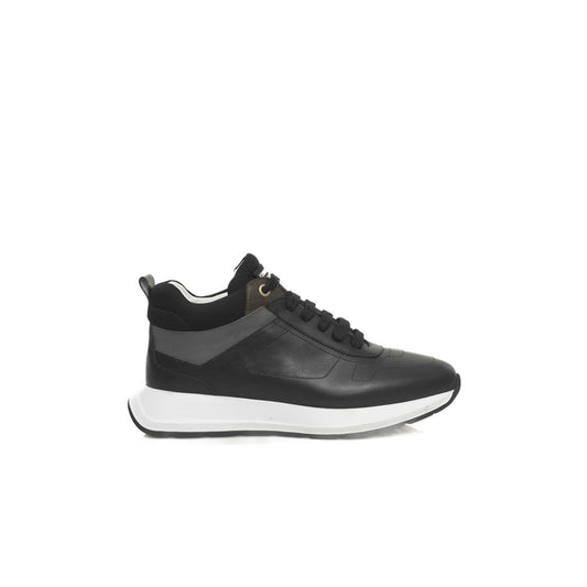 Zapatillas de piel negra para mujer