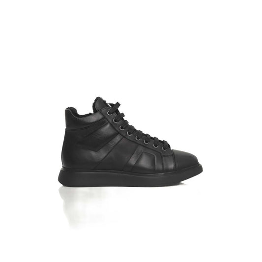Zapatillas de piel negra para mujer