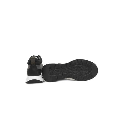 Zapatillas de piel negra para mujer