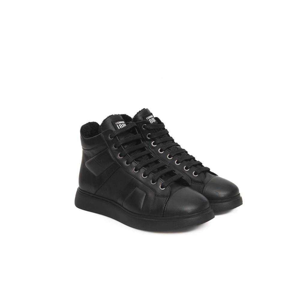 Zapatillas de piel negra para mujer