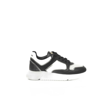 Zapatillas de piel negra para mujer