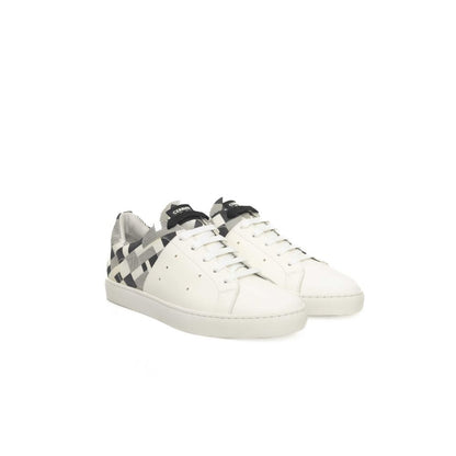 Zapatillas blancas de piel para hombre