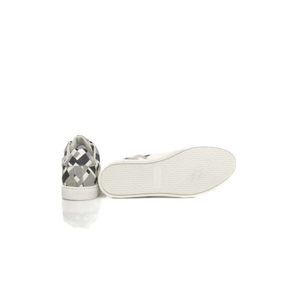 Zapatillas blancas de piel para hombre
