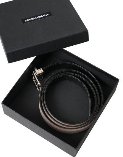 Cinturón de piel de ante beige con hebilla plateada para hombre
