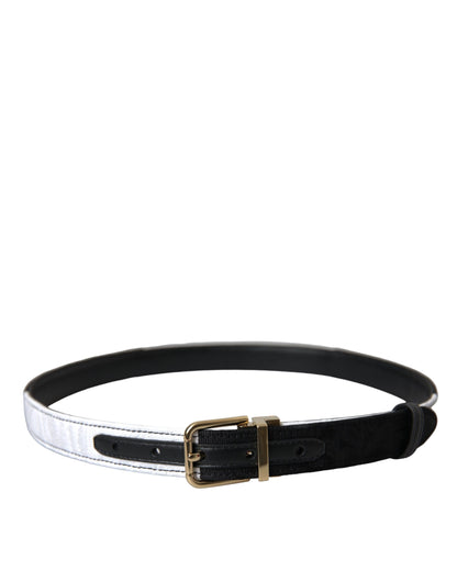 Cinturón con hebilla de metal dorado y patchwork en blanco y negro