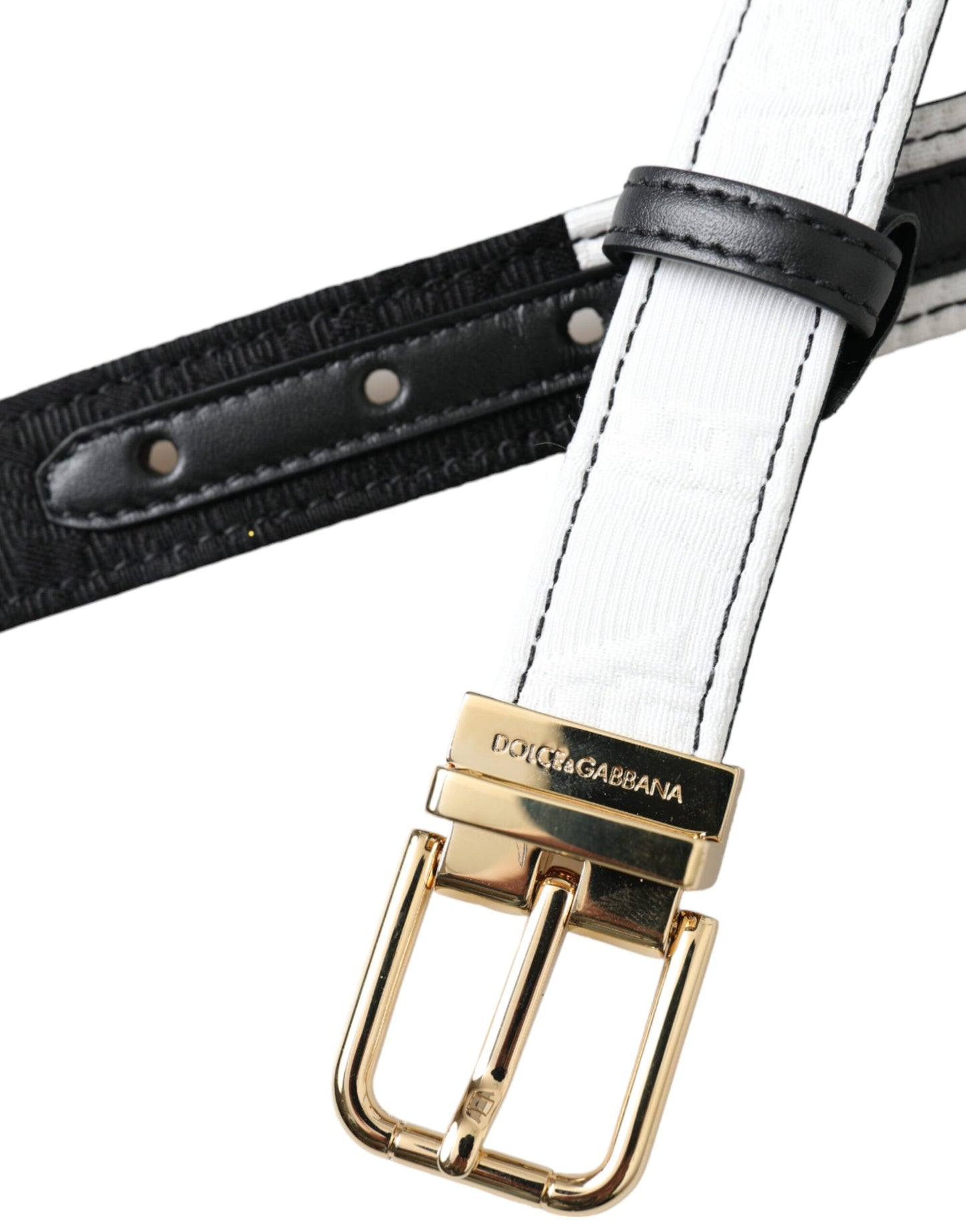 Cinturón con hebilla de metal dorado y patchwork en blanco y negro