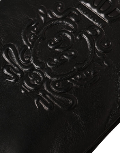 Guantes cortos de cuero negro con logotipo grabado