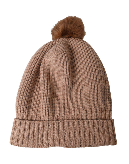 Gorro de invierno de punto liso marrón con bola de pelo