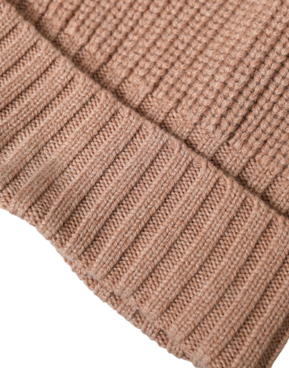 Gorro de invierno de punto liso marrón con bola de pelo