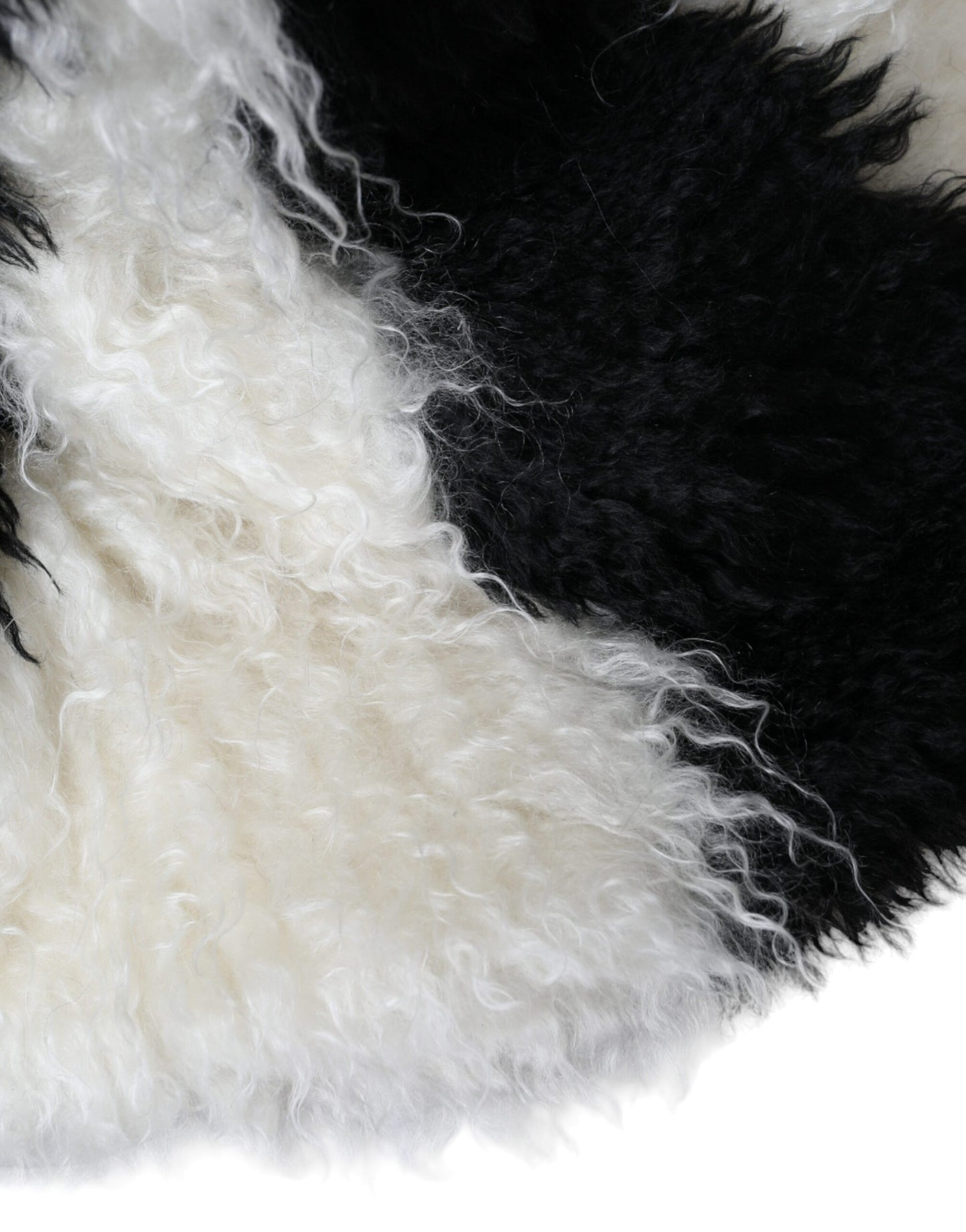 Sombrero de pescador de piel de mohair con rayas blancas y negras