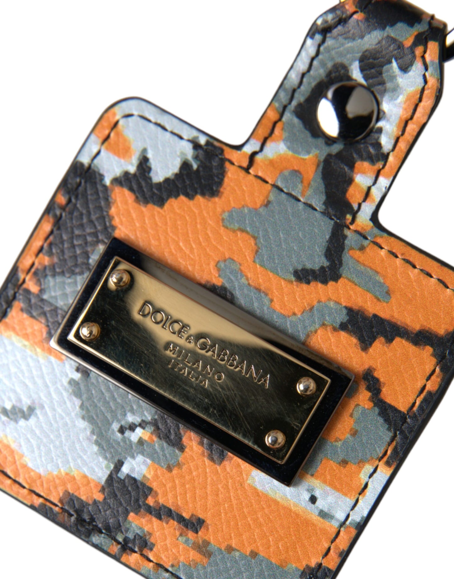 Estuche metálico para Airpods con logotipo de cuero y estampado de camuflaje multicolor