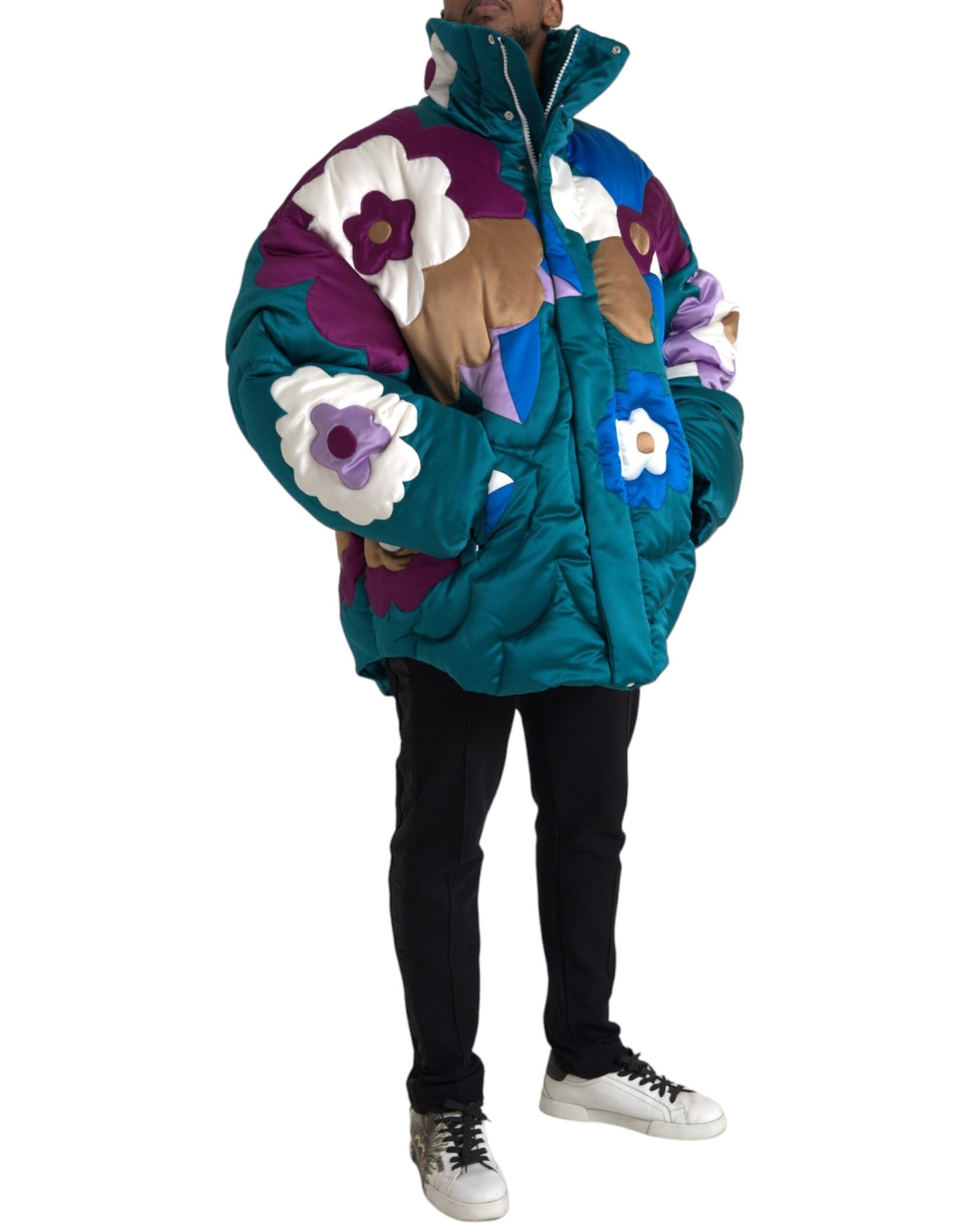 Chaqueta cortavientos acolchada con estampado floral multicolor